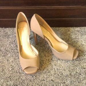 Jessica Simpson nude peep toe heels